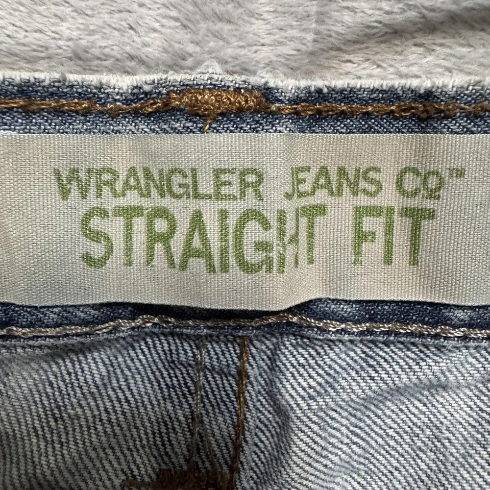 Wrangler Jeans Co Straight Fit Jeans Mens‎ 36x30 Distressed Rip Knee Workwear
